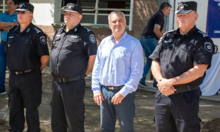 Autoridades policiales y locales participaron del acto de inaguración del Comando Radioeléctrico Regional Sur de la UR XIX en Calchaquí