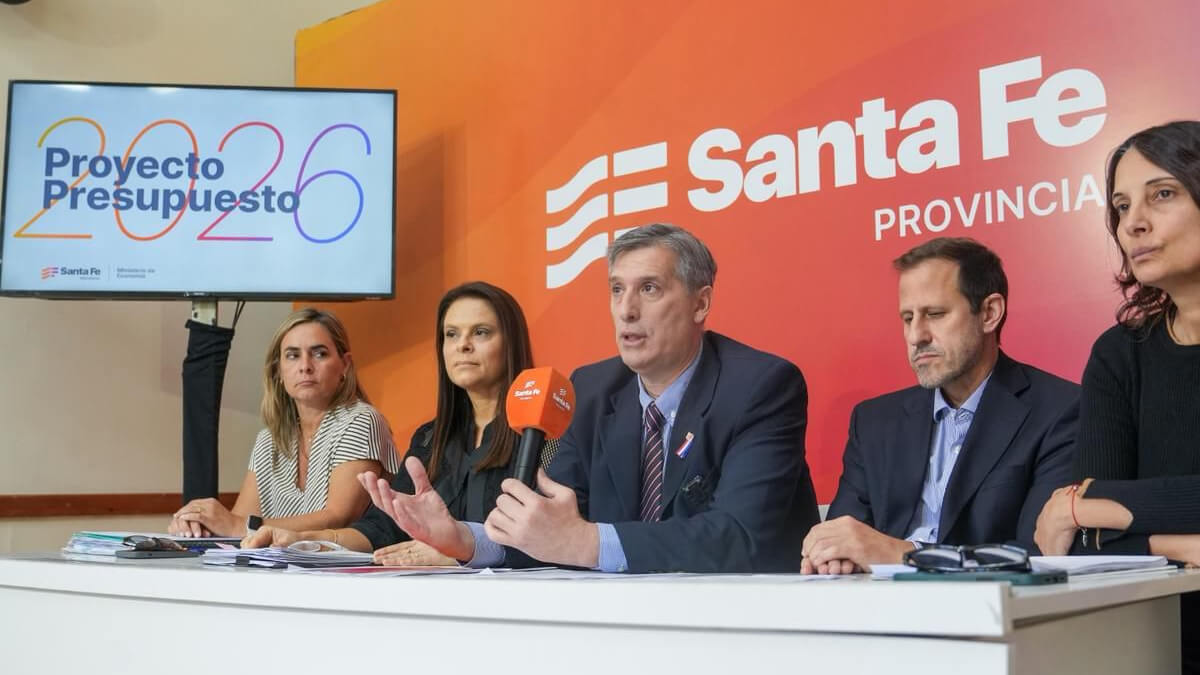 ministro Pablo Olivares presenta el Presupuesto 2026 de Santa Fe con foco en equilibrio fiscal y áreas clave