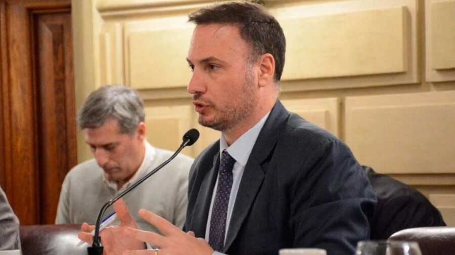 Ministro Lisandro Enrico presenta el Circuito de Ingresos a Puertos ante legisladores provinciales en Santa Fe