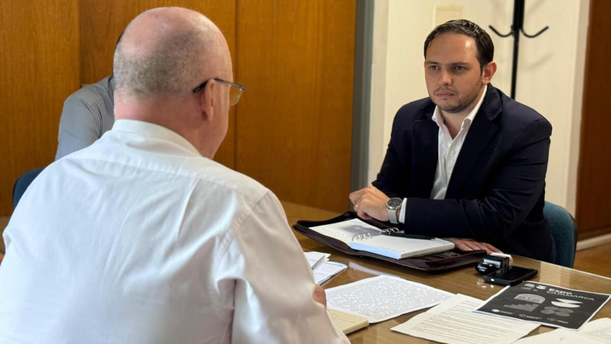 Intendente Cristian Marega en reunión de trabajo en la ciudad de Santa Fe por proyectos energéticos y portuarios para Villa Ocampo