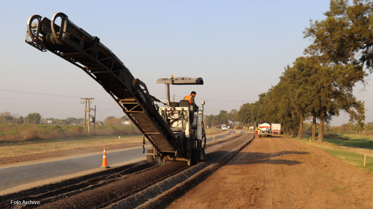 Trabajos de repavimentación de la RP 1 en la zona de Cayastá. Ahora Provincia avanzará con las obras en el tramo Alejandra - El Gusano