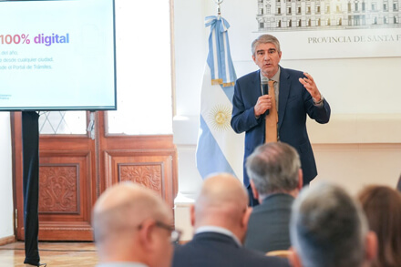 ministro fabian bastia presentacion registro personas juridicas empresas contratos rpjec santa fe digitalizacion