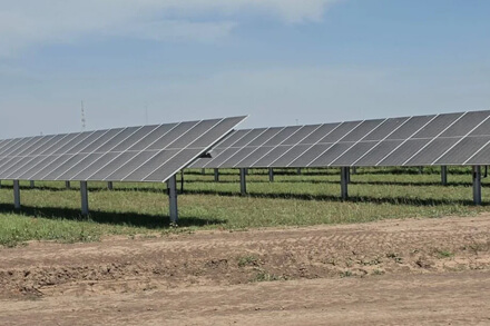 parque solar fotovoltaico en Ceres 1 paneles solares energía renovable San Cristóbal