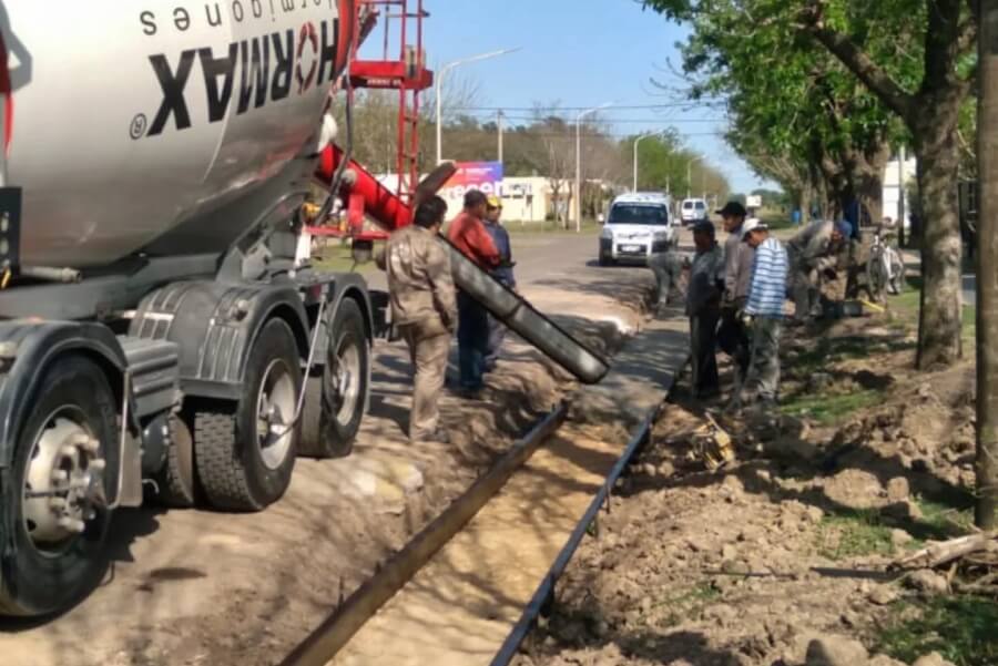 Durante la útltima gestión de Zat se avanzó en más construcción de cordón cunetas en varias cuadras de la localidad