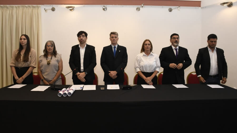 El cuerpo de concejales de Avellaneda en completo con su nueva conformación luego de las asunciones de los tres nuevos integrantes