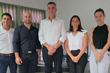 Acto de cambio de autoridades en Los Laureles con José Zorzón y nueva comisión comunal 2025–2027