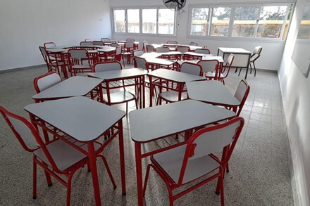 Aula habilitada en escuela del departamento San Justo, obra del programa provincial Mil Aulas