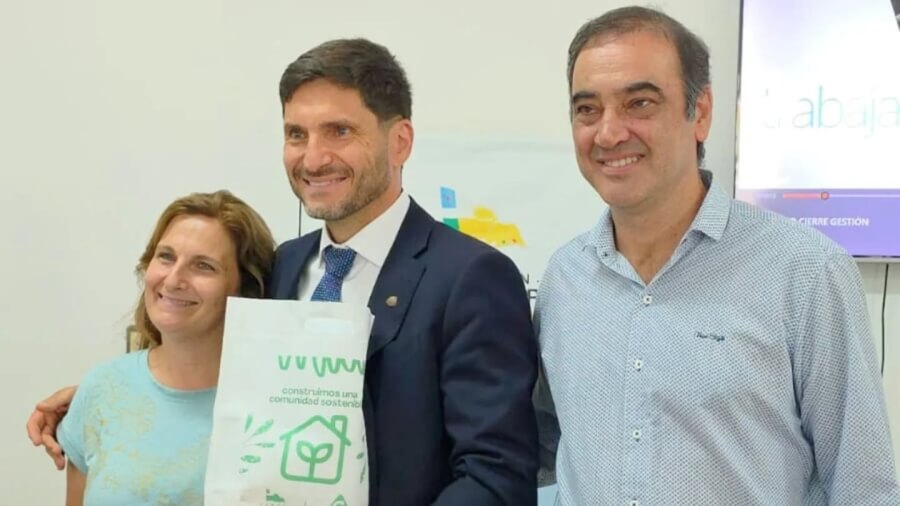 El gobernador santafesino se renió con emprendedores locales, junto al presidente Héctor Zat