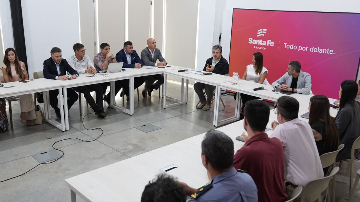 Presentación del sistema Siprec en Santa Fe para identificar personas y vehículos en tiempo real con tecnología moderna
