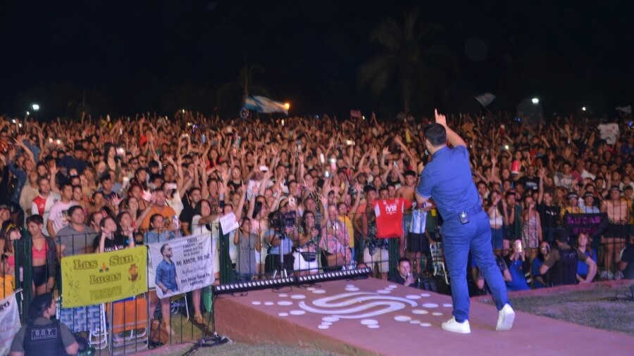 La actuación de Lucas Sugo en la edición 2023 con un anfiteatro colmado