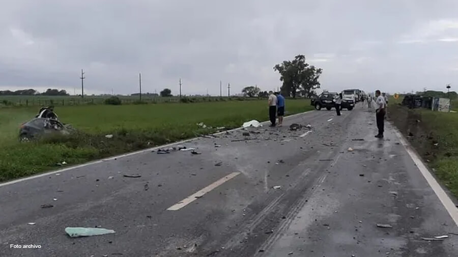 Accidente de tránsito en la Ruta Nacional 34 en el departamento San Cristóbal, evidenciando el riesgo vial y la falta de obras de seguridad