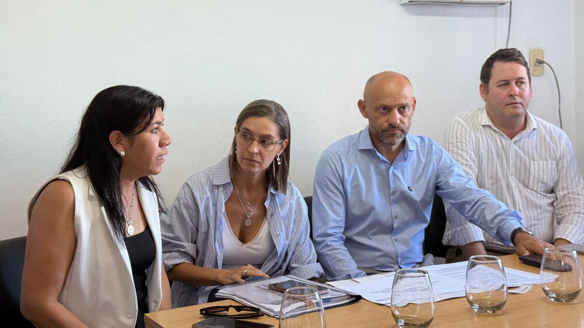 Ministro Gustavo Puccini encabezó la presentación de los resultados de la auditoría del predio Tacuarendí del Gobierno de Santa Fe