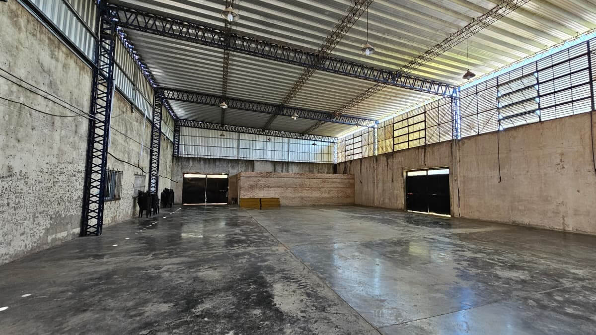 Obra de cerramiento del salón de usos múltiples de la Escuela 431 de San Justo financiada con fondos FANI para infraestructura escolar