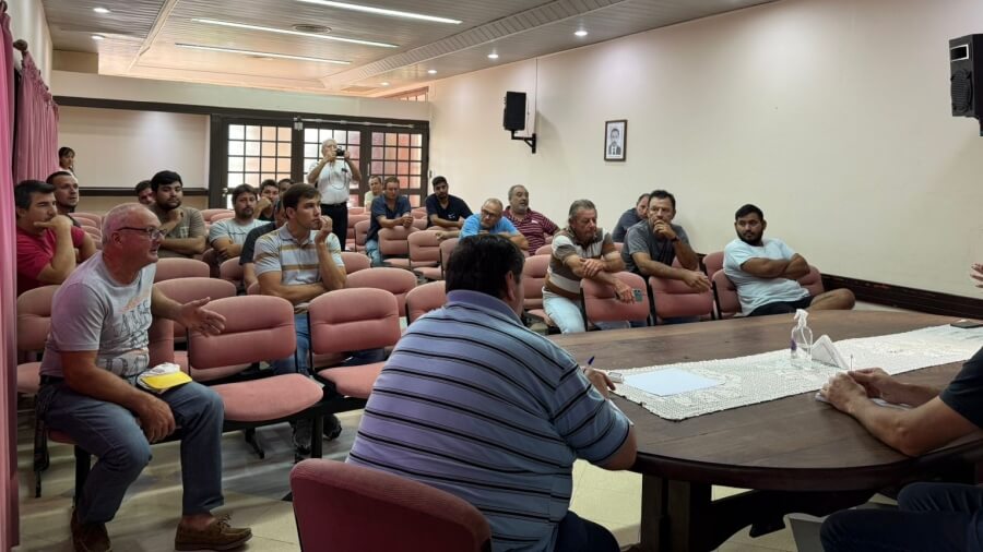 Camioneros mantuvieron un encuentro con el intendente Sánchez. Se busca un proyecto definitivo que solucione el estacionamiento de camiones