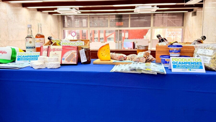 Exhibición de productos ocampenses en la presentación de la Fiesta Nacional de los Humedales