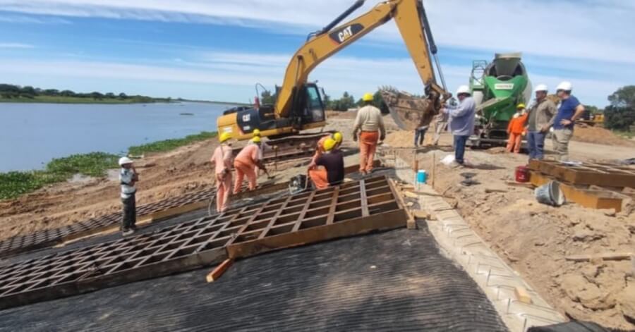 Avance de las obras de la nueva Costanera y defensa de la ciudad de San Javier