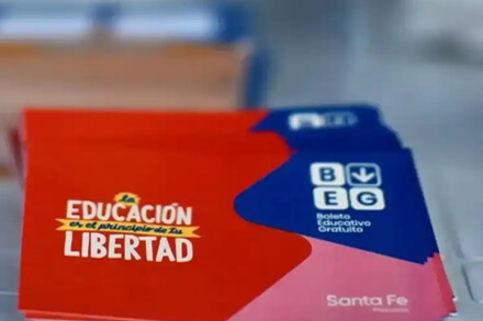 Boleto Educativo y Ayuda Escolar en Santa Fe, programa de transporte gratuito 2026