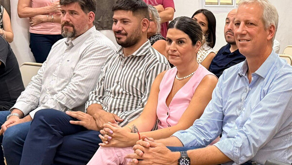 Mancini participando del anuncio de nuevas carreras terciarias en el Instituto Superior 63 en Las Toscas Santa Fe