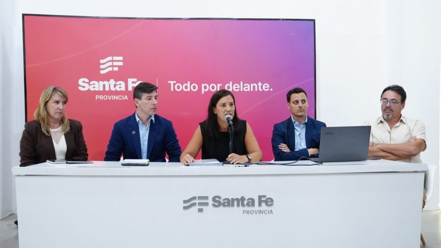 Acto de presentación de nuevas medidas del Gobierno de la Provincia de Santa Fe