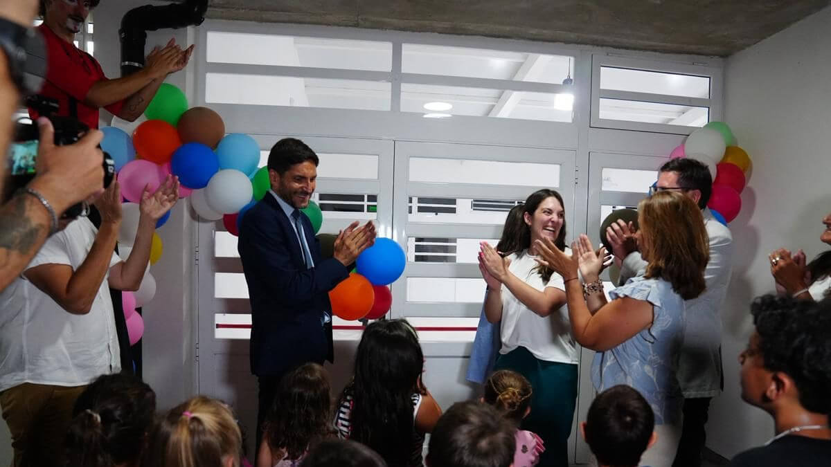 Pullaro encabezó el corte de cintas en la inauguración del jardín de infantes en Salto Grande