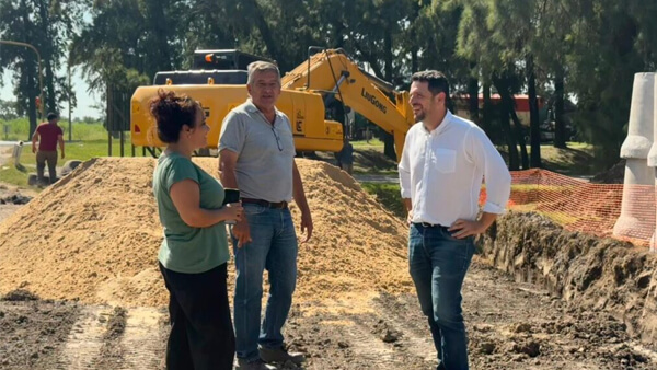 El intendente Gonzalo Braidot recorriendo las obras de la Tercera Vía entre Avellaneda y Reconquista