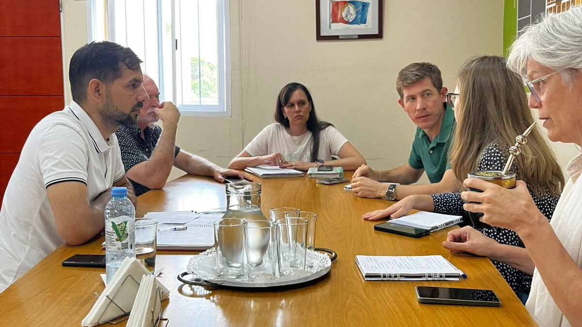 intendende ivan sanchez reunion colegio de arquitectura distrito 6 planificacion urbana las toscas santa fe