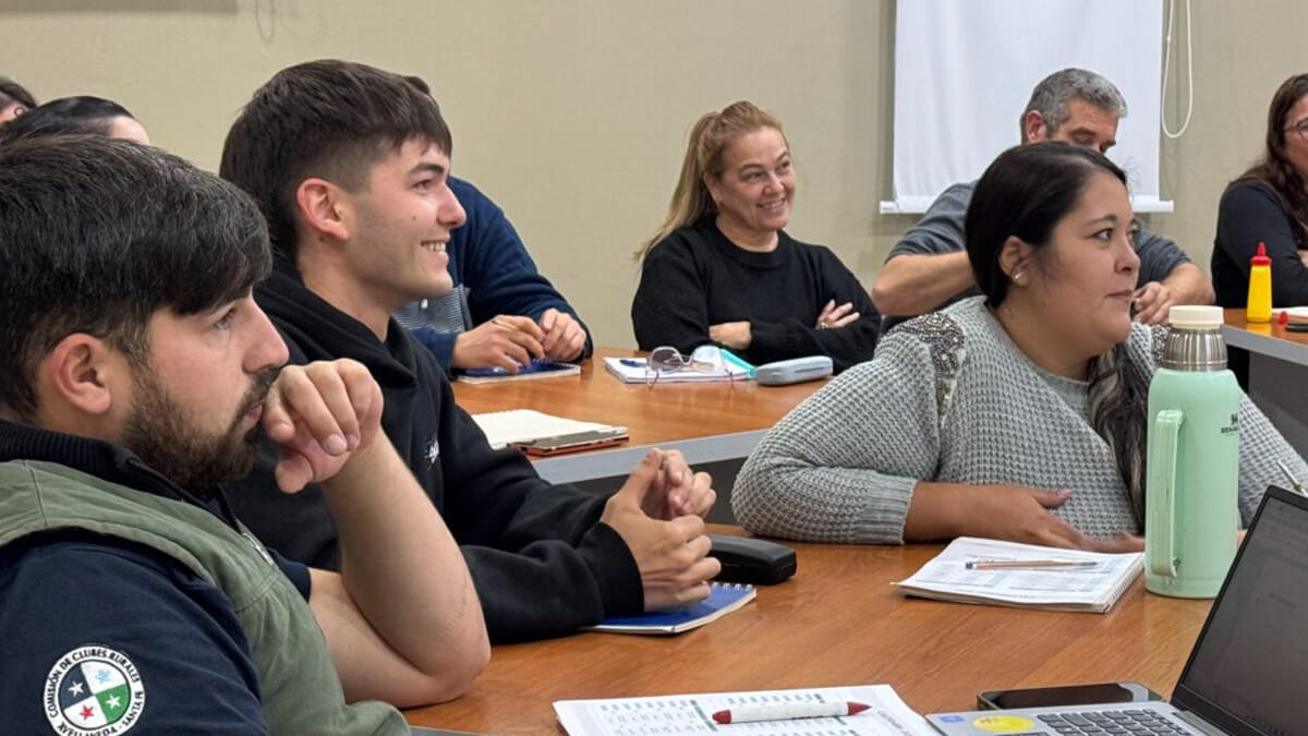 participantes de curso de emprendedurismo en Avellaneda capacitación emprendedores