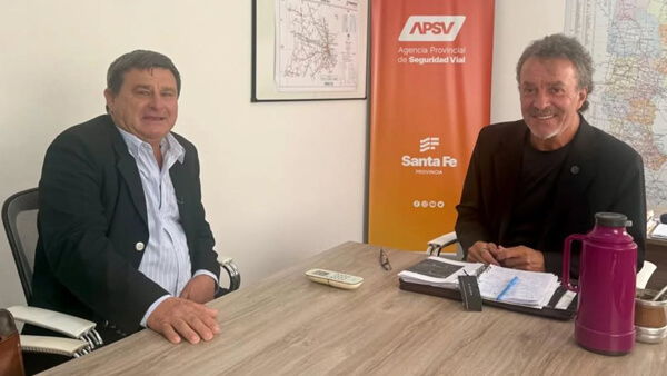 Reunión entre Roberto Giuliani y Carlos Torres por seguridad vial en Nicanor Molinas