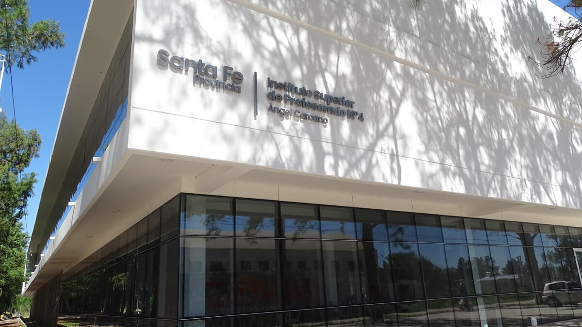 Instituto Superior de Profesorado Nº 4 Ángel Cárcano Reconquista inversión FANI educación Santa Fe