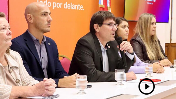 José Goity conferencia San Cristóbal operativo educación Santa Fe