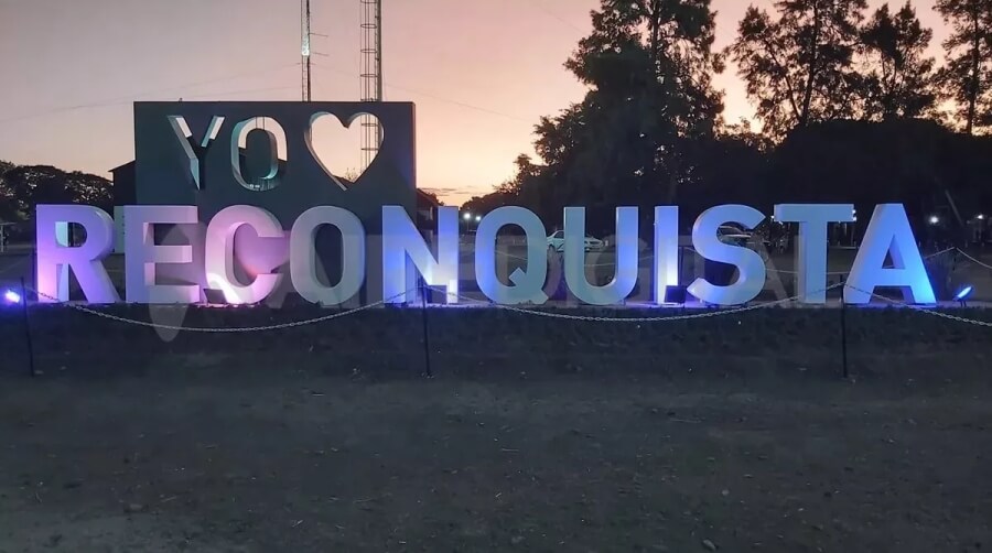 Letras identificatorias de Reconquista Santa Fe aniversario ciudad norte santafesino
