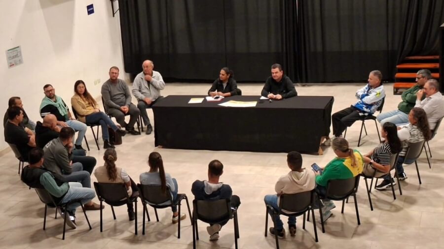 reunión del municipio de Malabrigo con instituciones deportivas locales