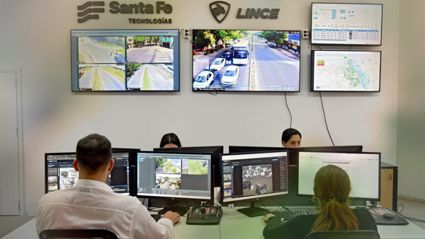 operadores del sistema lince monitoreo con inteligencia artificial santa fe