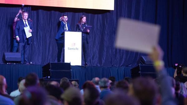 Subasta de bienes incautados en Santa Fe con autos y avión en remate público Aprad Rosario