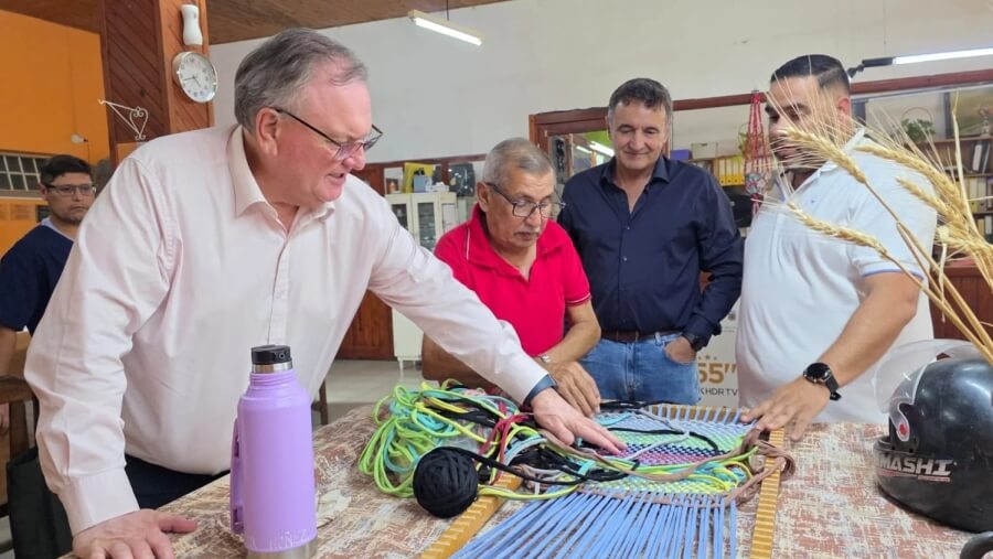 Residentes de la Residencia Alma muestran trabajos artesanales