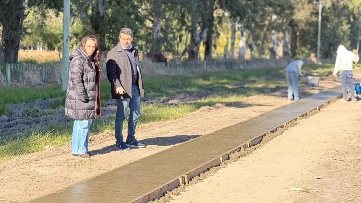 Obras de construcción de la bicisenda en Paraje El Timbó en Avellaneda