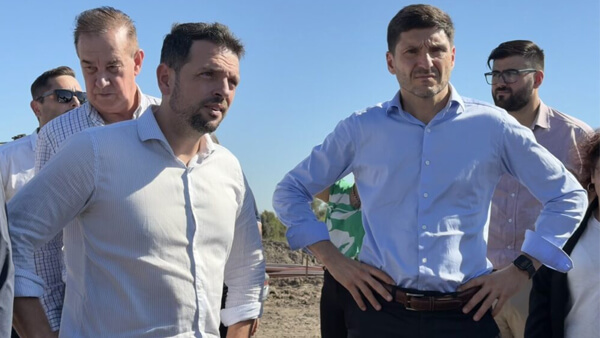 Braidot junto a Pullaro en la recorrida por la obra de la Tercera Vía