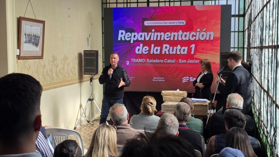Lisandro Enrico durante la apertura de sobres de la RP1