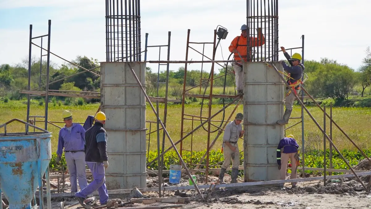 Avance de las obras de nuevos puentes que integrarán el corredor vial hacia Puerto Ocampo.