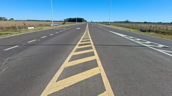 Inicio este de la Ruta Provincial Nº 36 totalmente pavimentada, en su intersección con la Ruta Provincial Nº 1, acceso hacia Vera desde Romang, Santa Fe.