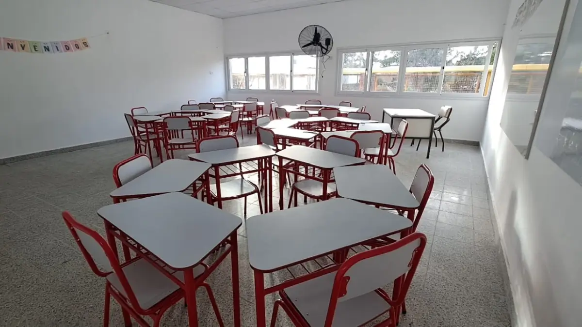 Aula construida mediante el programa Mil Aulas en una escuela del departamento San Justo.