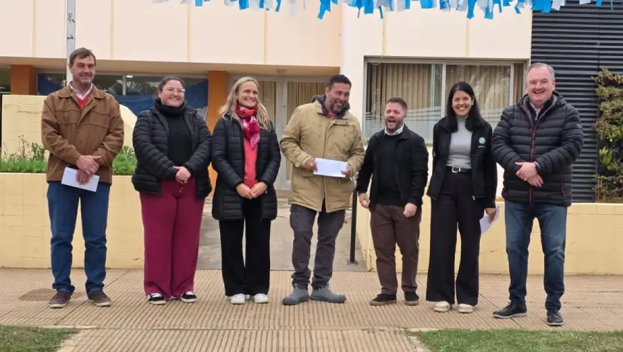 Felipe Michlig entregó aportes del Programa de Fortalecimiento Institucional en San Guillermo