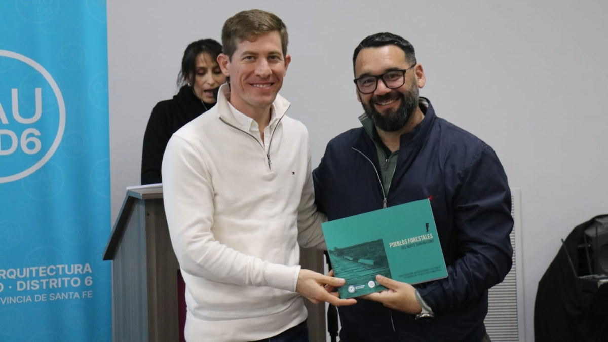 Presentación del libro sobre el patrimonio forestal del norte santafesino realizada en Reconquista.