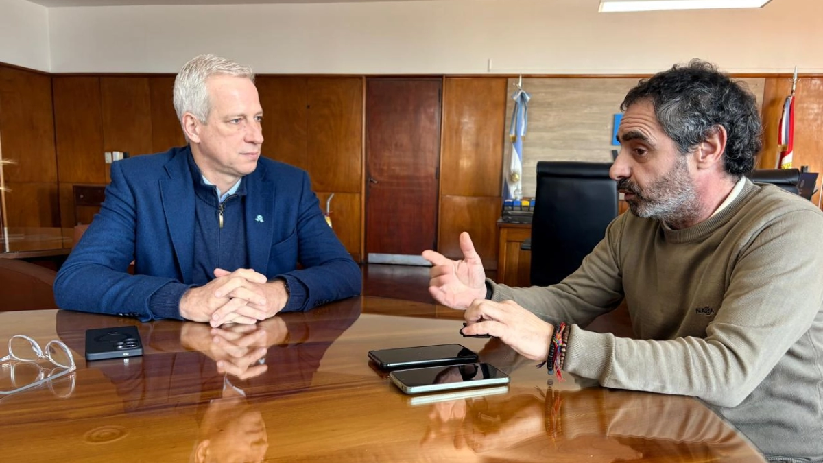 Dionisio Scarpin reunido con autoridades del Distrito 7 de Vialidad Nacional por la futura concesión de la Ruta Nacional 11
