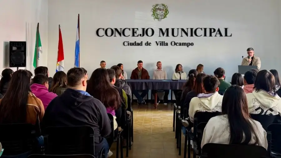 Vista general del acto de apertura del Concejo Joven 2026 en Villa Ocampo