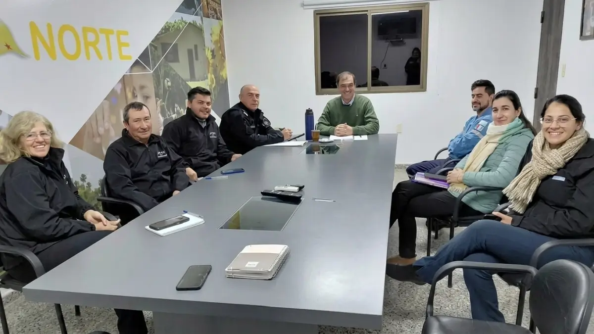 Héctor Zat encabezó la reunión del comité de emergencia en Guadalupe Norte