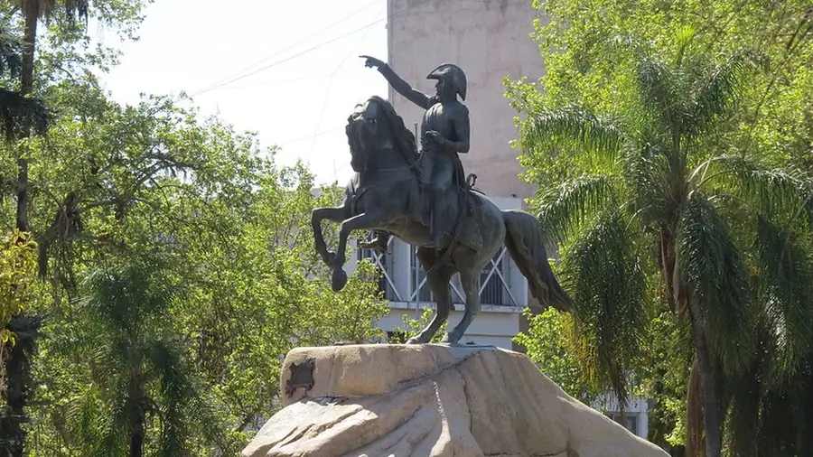 Monumento al General José de San Martín en Mendoza, Argentina