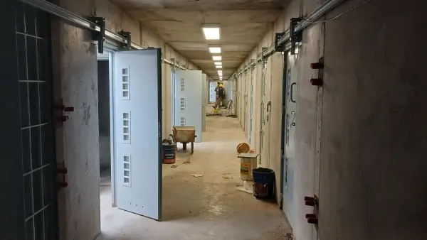 Vista interior de los nuevos pabellones de aislamiento de la cárcel de Coronda