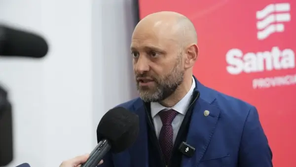 Gustavo Puccini durante la presentación del Santa Fe Business Forum 2026