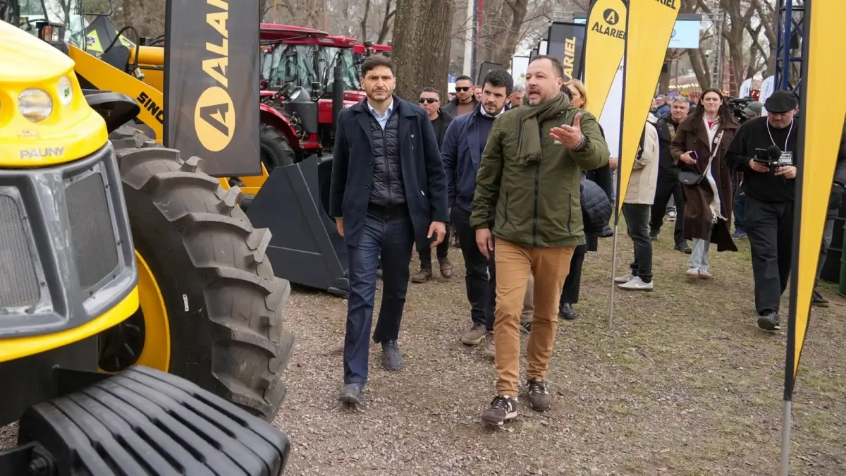 “Santa Fe tiene que seguir siendo la locomotora productiva de la Argentina”, afirmó Pullaro